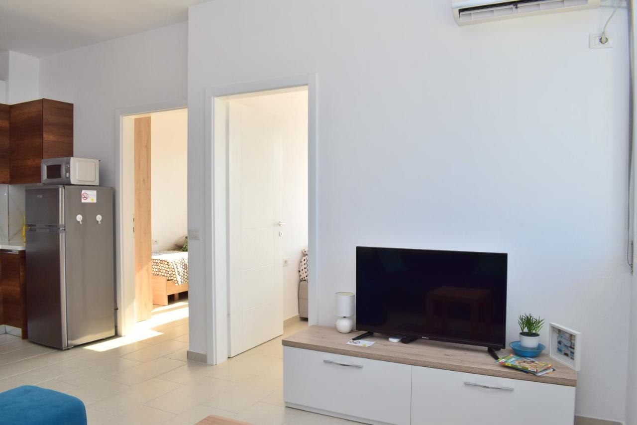 Sea View Apartment - 007 Вльора Екстер'єр фото