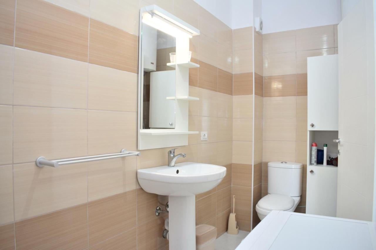 Sea View Apartment - 007 Вльора Екстер'єр фото