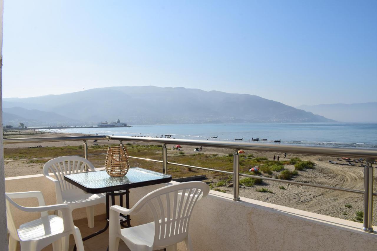 Sea View Apartment - 007 Вльора Екстер'єр фото
