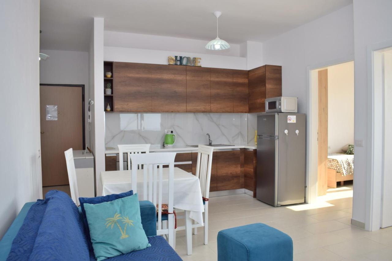 Sea View Apartment - 007 Вльора Екстер'єр фото
