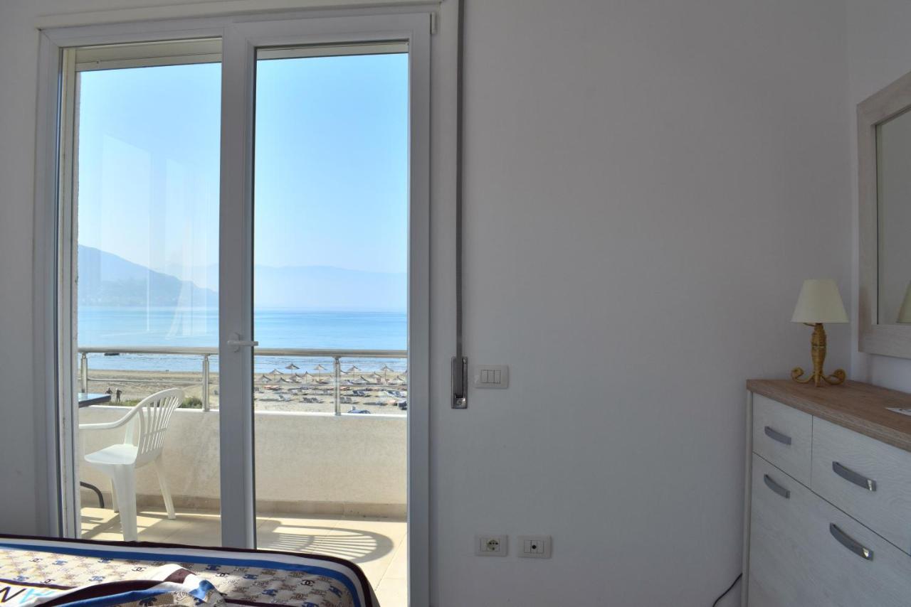 Sea View Apartment - 007 Вльора Екстер'єр фото
